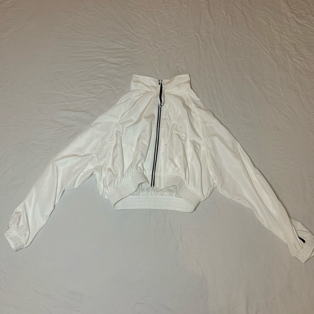 Wind breaker jacket